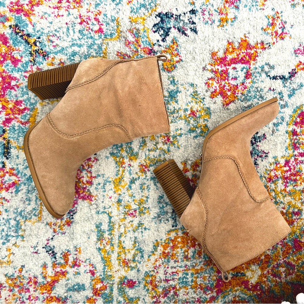 Nine West Quicksand Ankle Boots Size 9